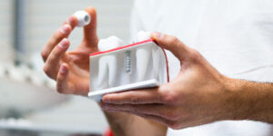 IMPLANTES SALUDENT WEB